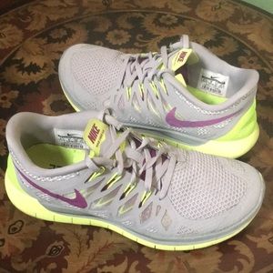 Nike Free 5.0 Women’s Running Training Shoes 8.5 Gray Purple Neon Green